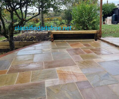 Well known Indian sandstone paving slabs with natural beauty and tonal variation